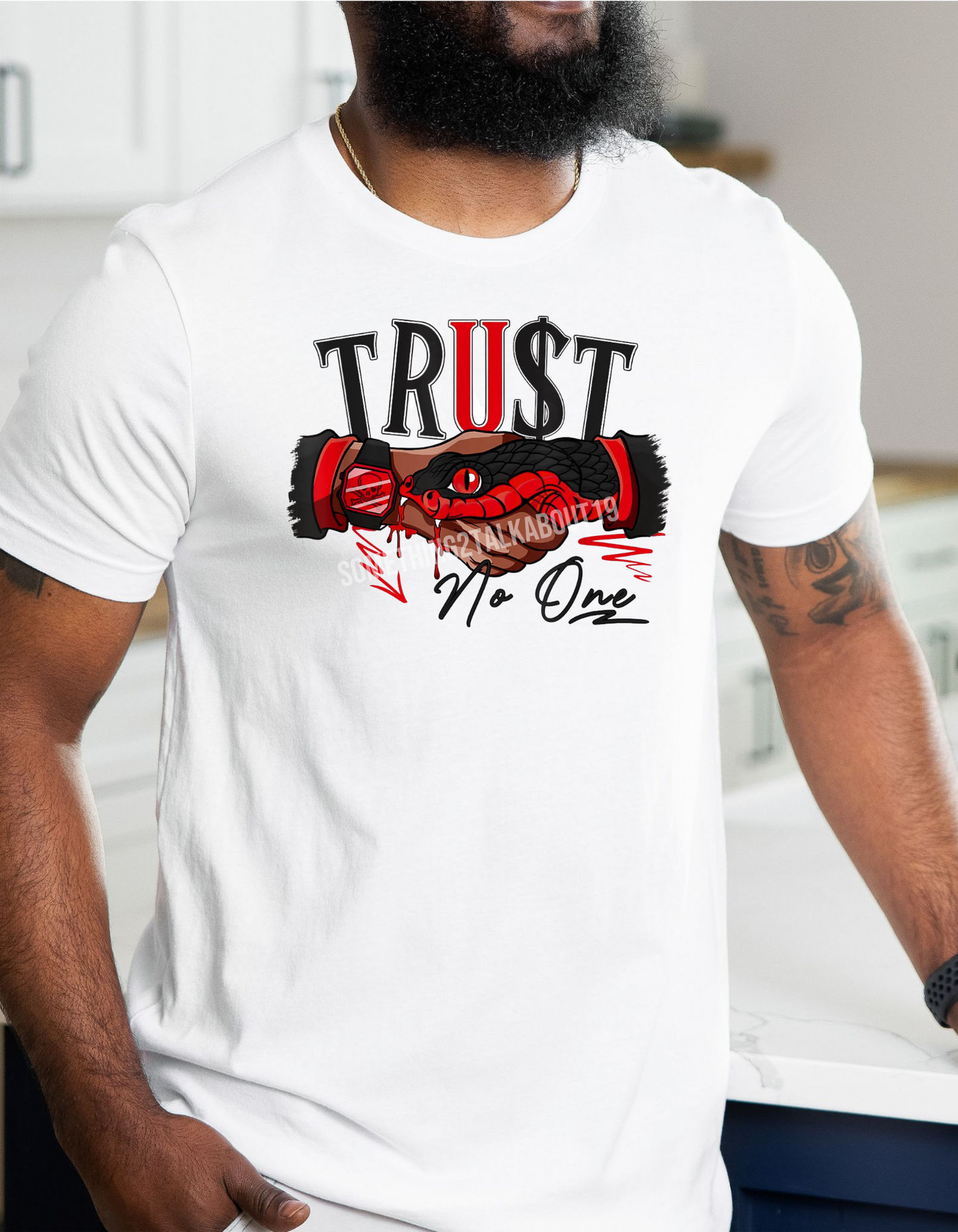 Trust No One (Snake Handshake) T-shirts Unisex