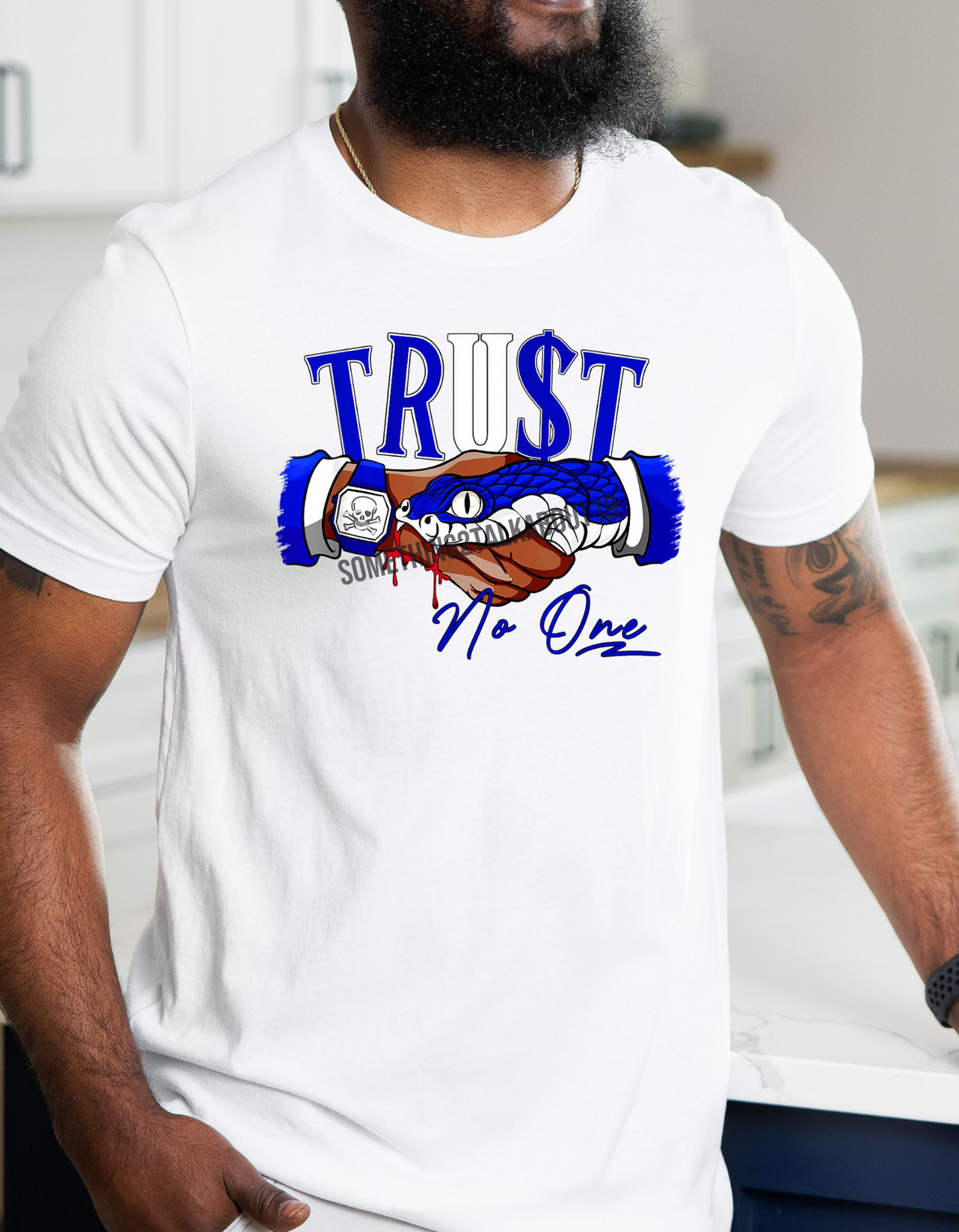 Trust No One T-shirts (UNISEX)