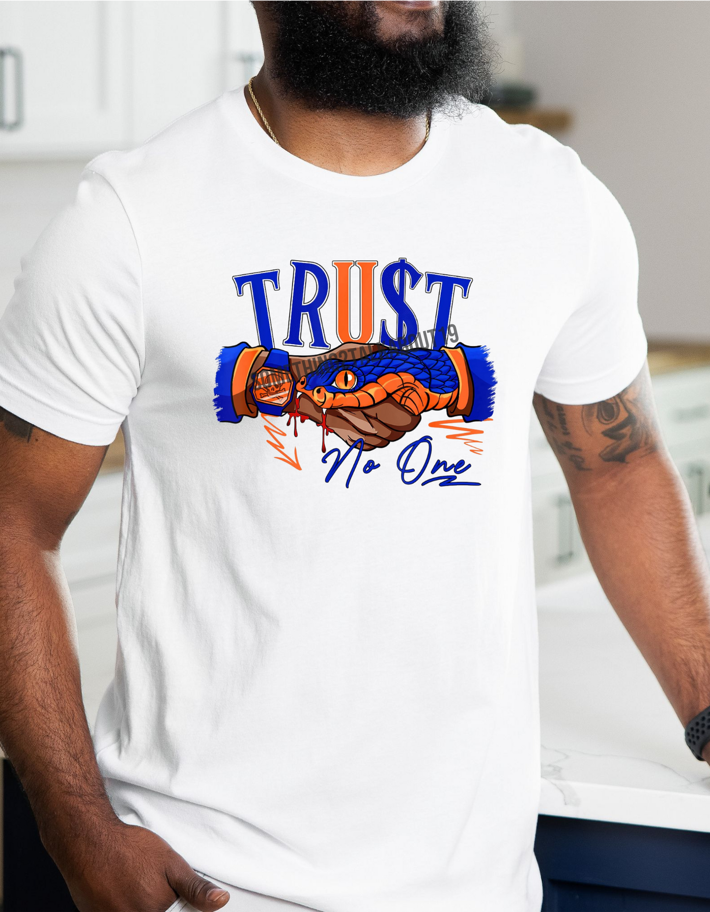 Trust No One T-shirts (UNISEX)