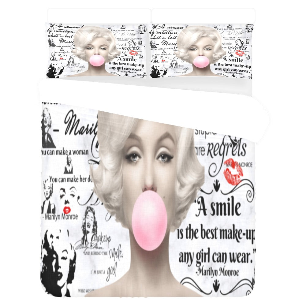 Marilyn Black/White Wording Bed Set