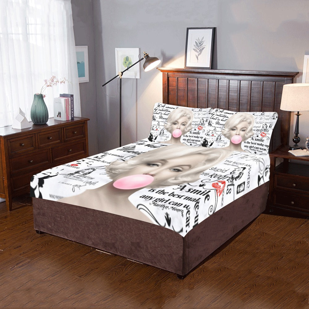 Marilyn Black/White Wording Bed Set