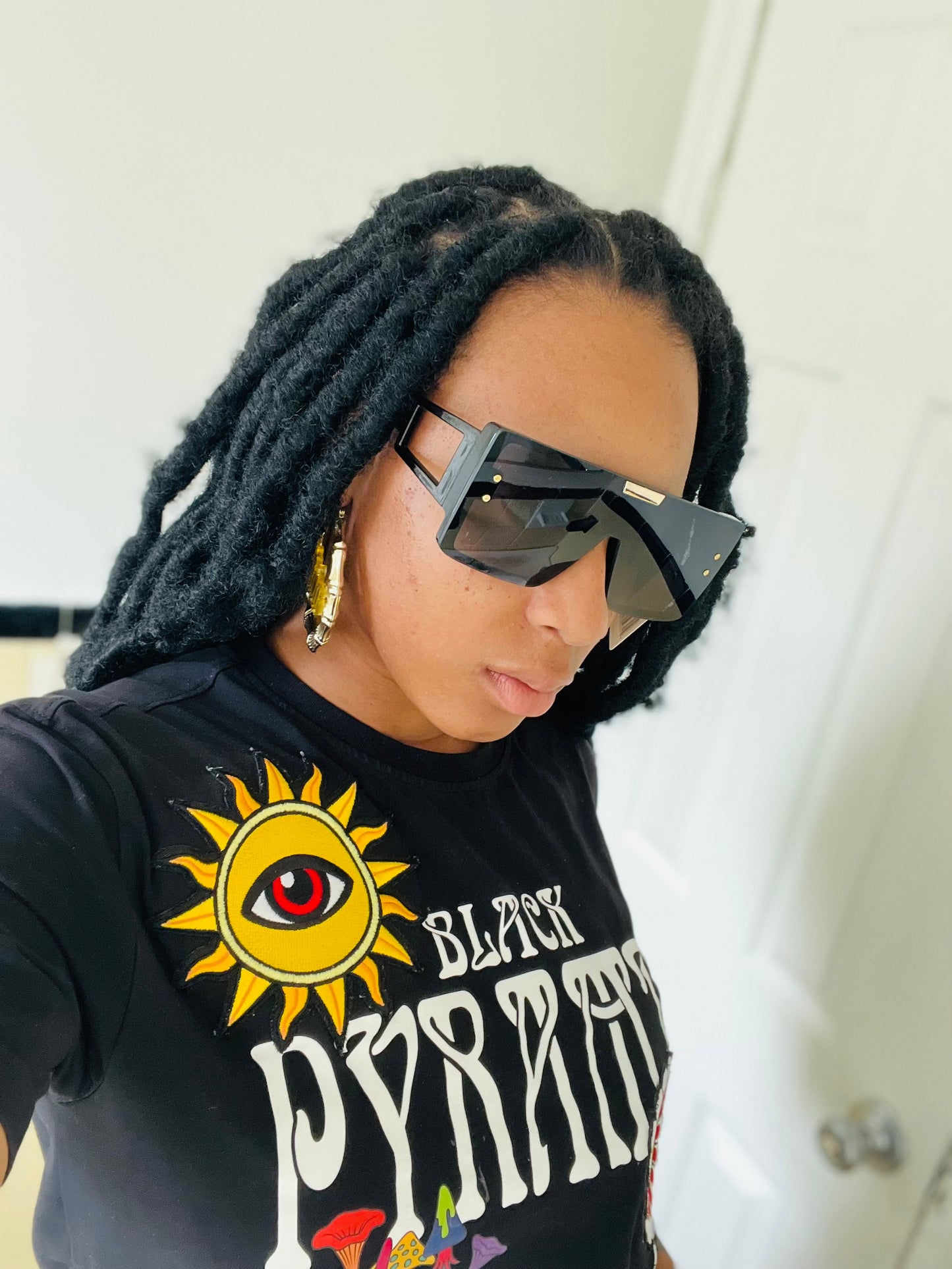 Black Mania Shades