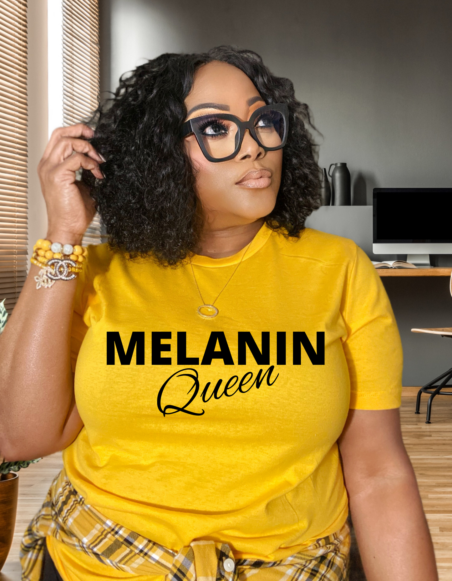 MELANIN QUEEN T-shirt