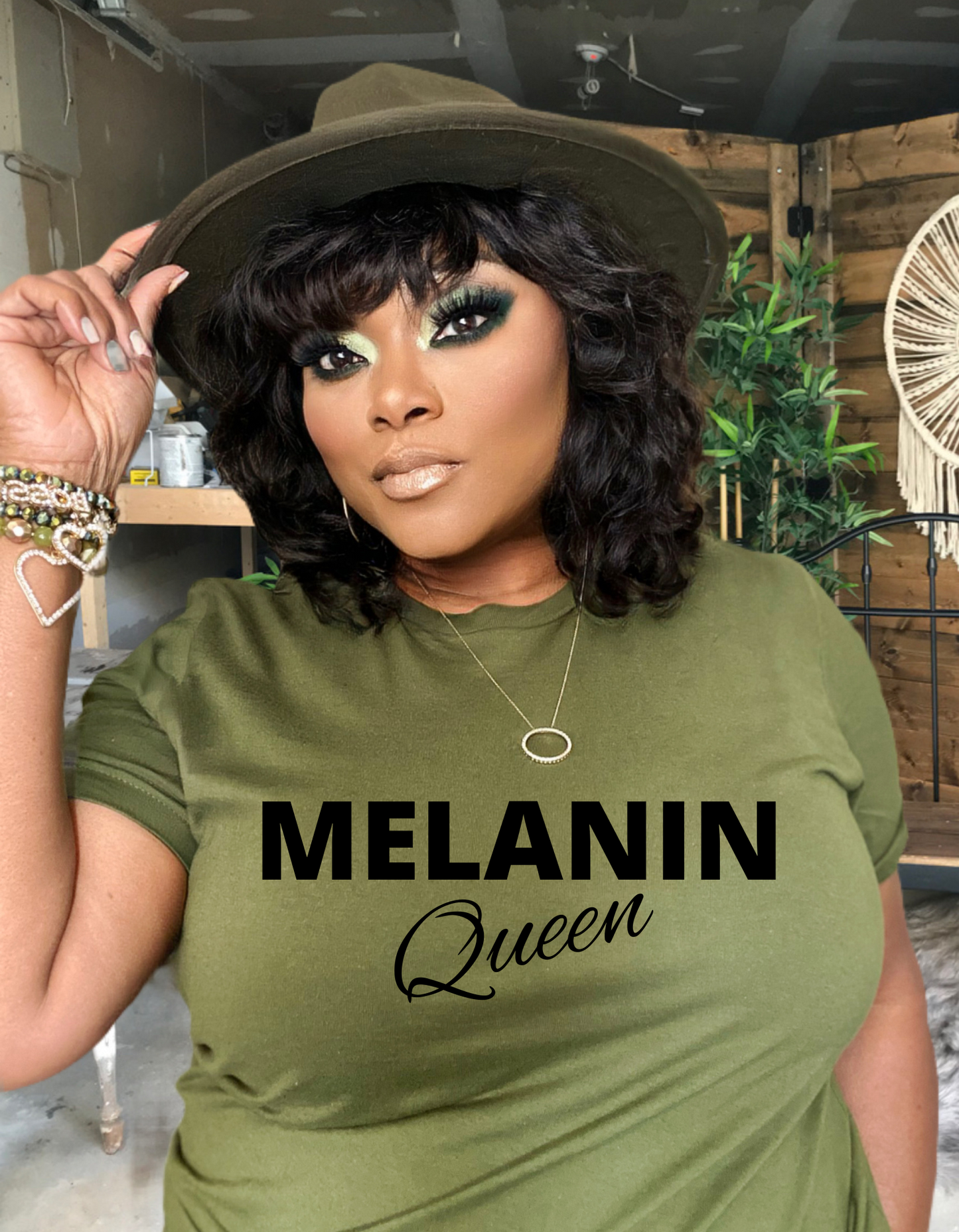 MELANIN QUEEN T-shirt